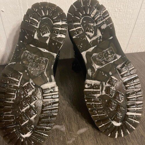 How To Remove Mold From Leather Boots [Tips]